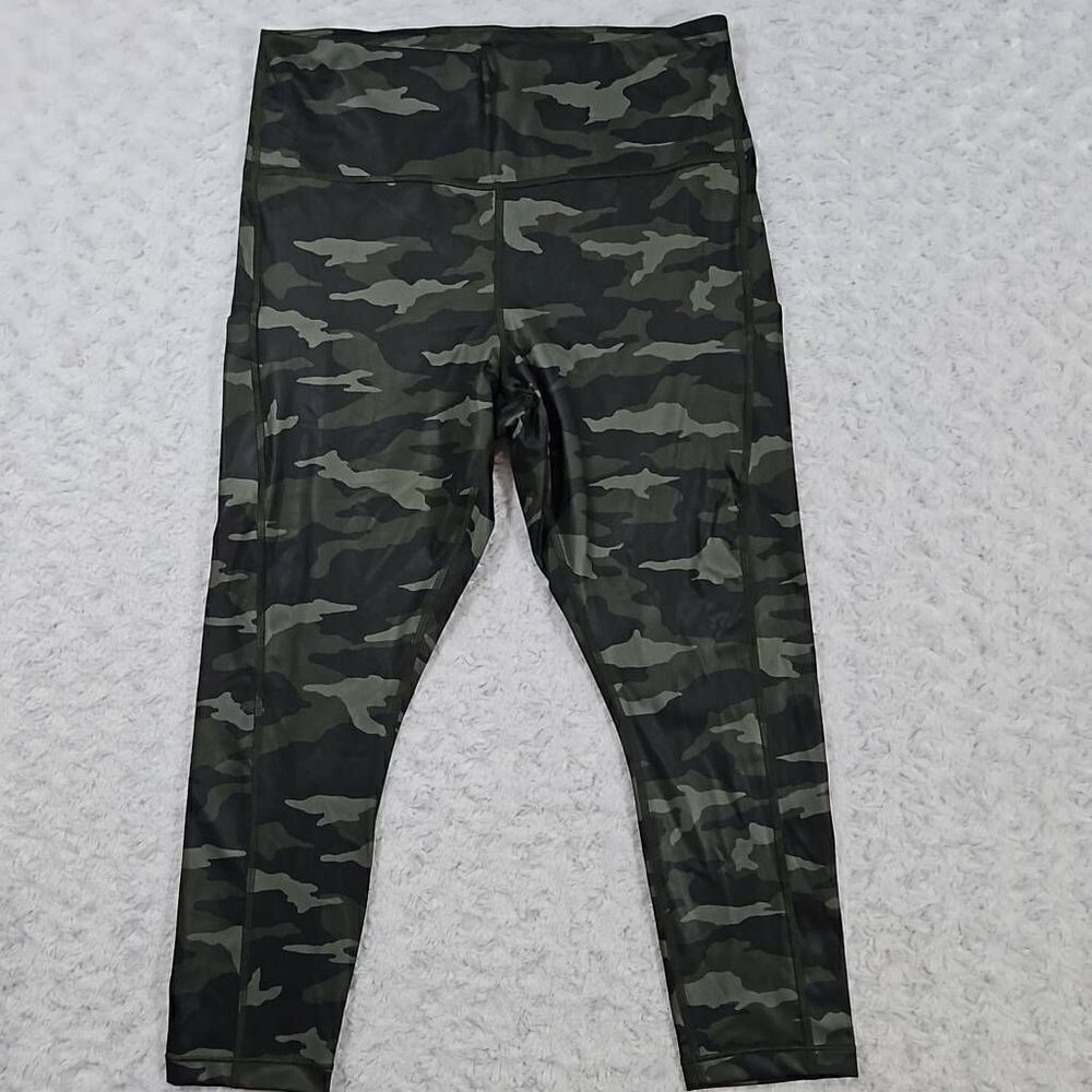 Athleta Ultimate Camo 7/8 Tight womens 1X Gym Running Workout Yoga